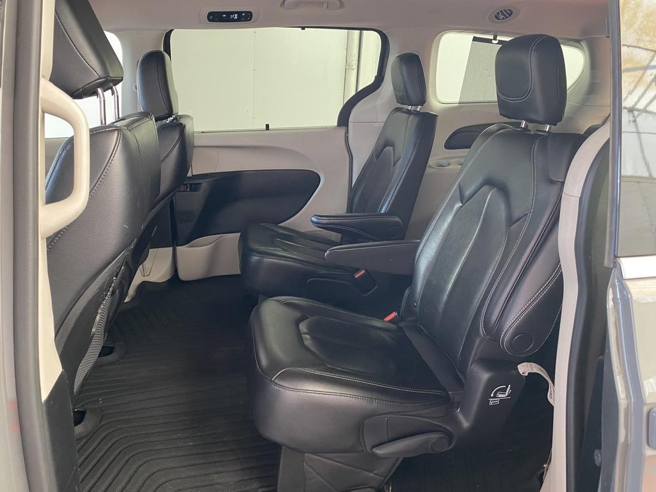 2022 Chrysler Pacifica Touring L Richmond Hill NY