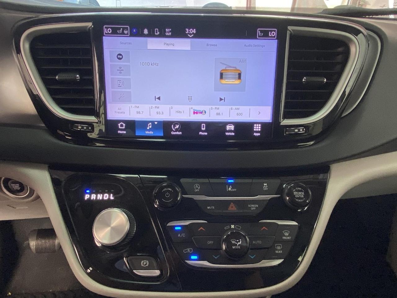 2022 Chrysler Pacifica Touring L Richmond Hill NY