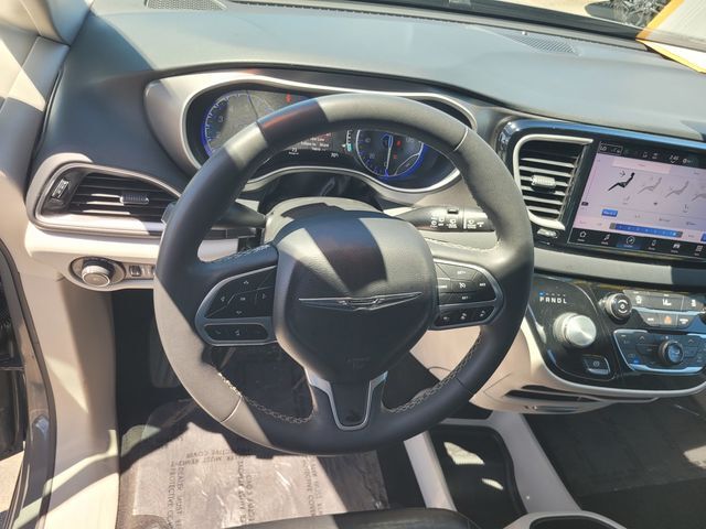 2022 Chrysler Pacifica Touring L Roseville CA