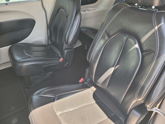 2022 Chrysler Pacifica Touring L Roseville CA