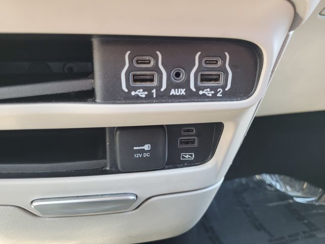 2022 Chrysler Pacifica Touring L Roseville CA