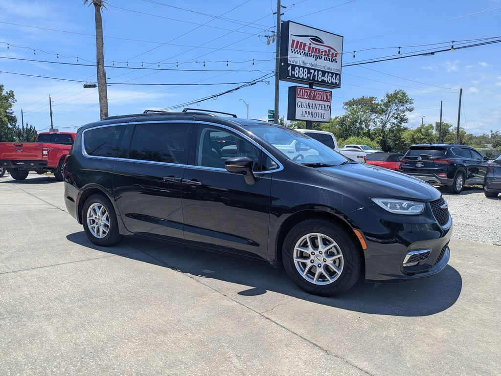 2022 Chrysler Pacifica Touring L