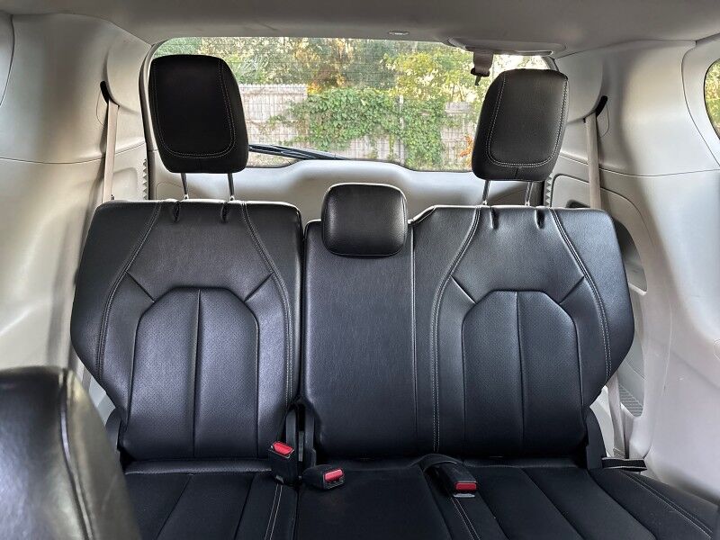 2022 Chrysler Pacifica Touring L Seffner FL