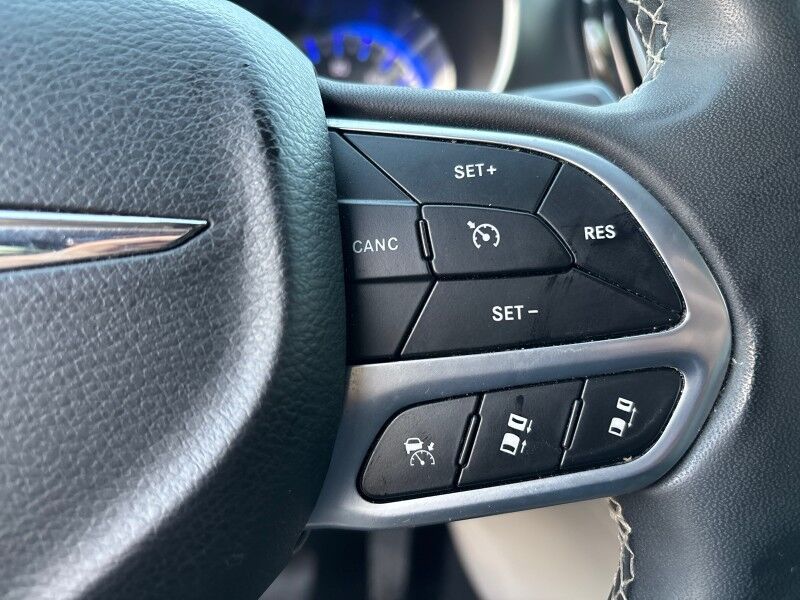 2022 Chrysler Pacifica Touring L Seffner FL