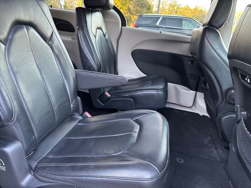 2022 Chrysler Pacifica Touring L Seffner FL