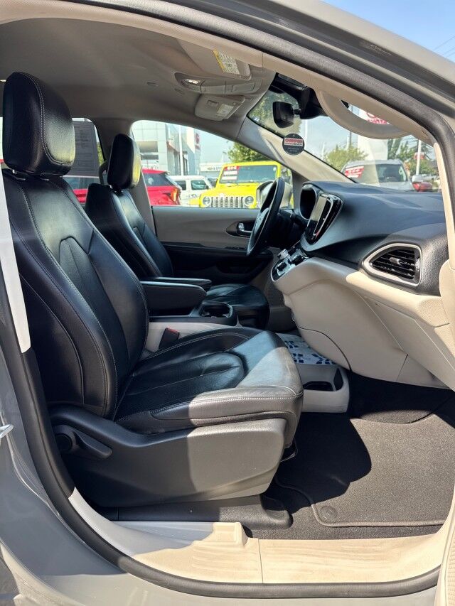 2022 Chrysler Pacifica Touring L Spokane Valley WA