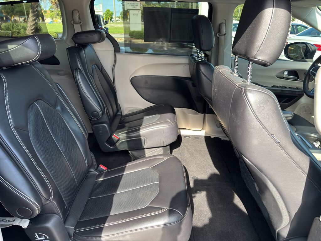 2022 Chrysler Pacifica Touring L Wilmington NC