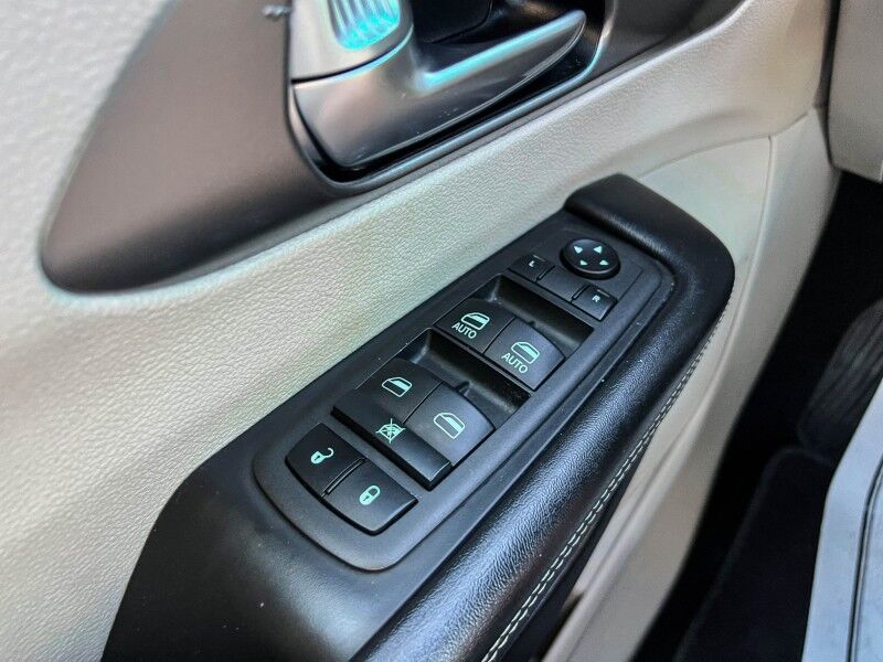 2022 Chrysler Pacifica Touring L Wilmington NC