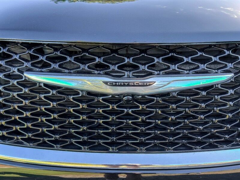2022 Chrysler Pacifica Touring L Wilmington NC
