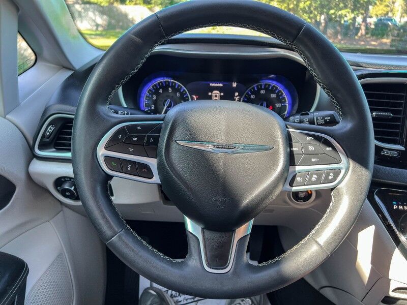 2022 Chrysler Pacifica Touring L Wilmington NC