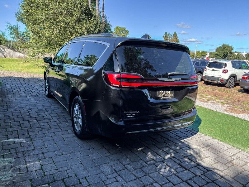 2022 Chrysler Pacifica Touring L Wilmington NC