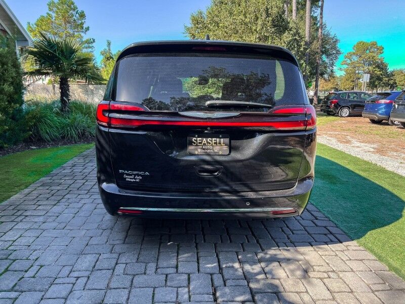 2022 Chrysler Pacifica Touring L Wilmington NC