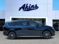 2022 Chrysler Pacifica Touring L Winder GA 2022 Chrysler Pacifica Touring L Winder GA