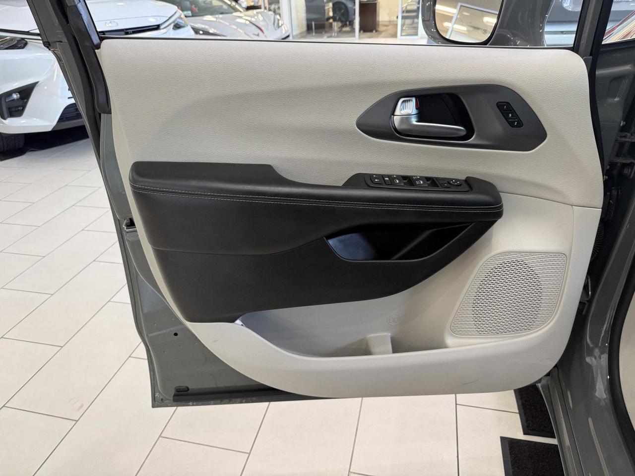 2022 Chrysler Pacifica Touring L Annapolis MD