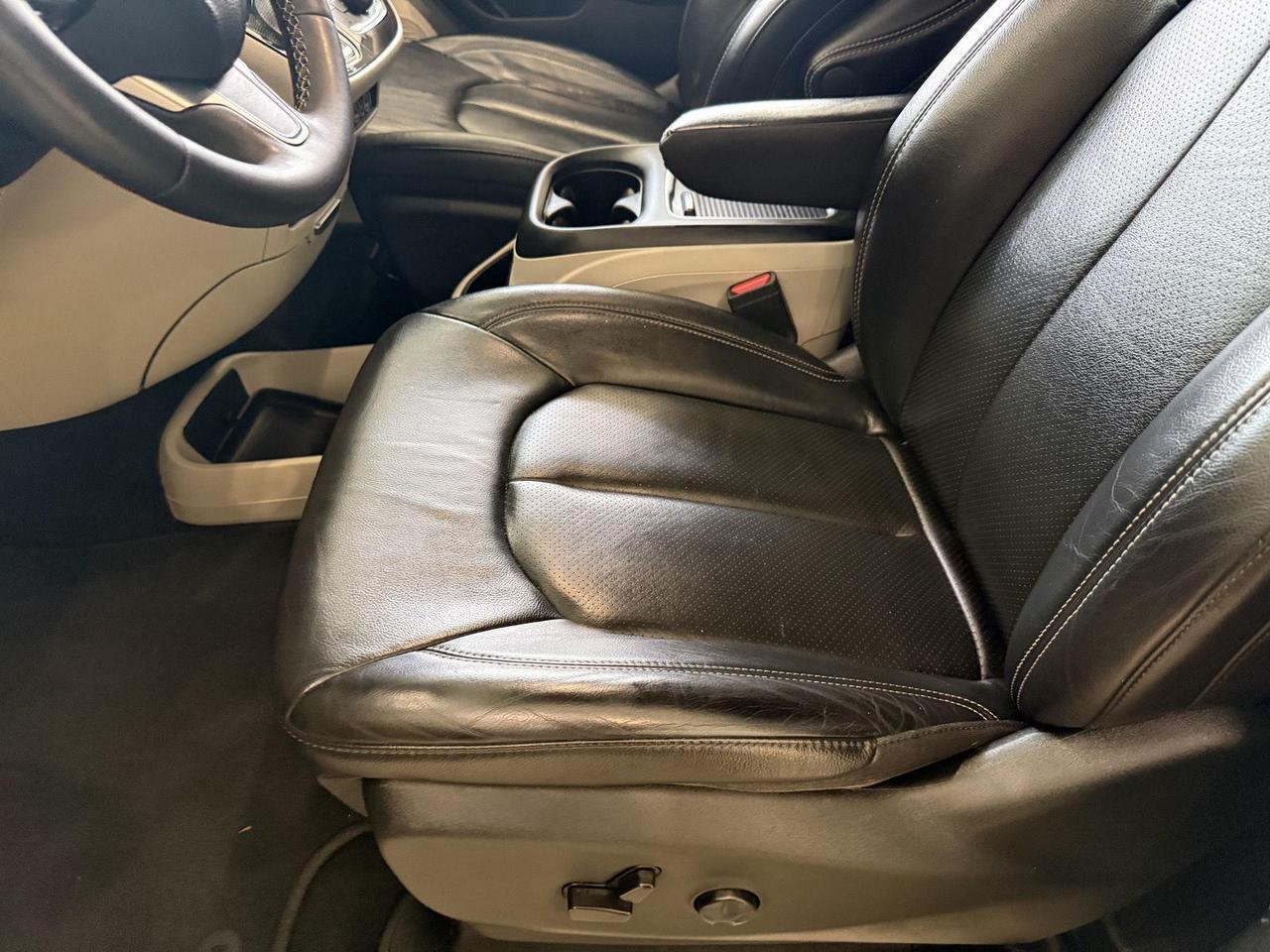 2022 Chrysler Pacifica Touring L Annapolis MD