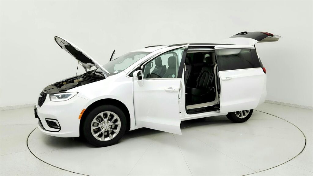 2022 Chrysler Pacifica Touring L Laurel MD