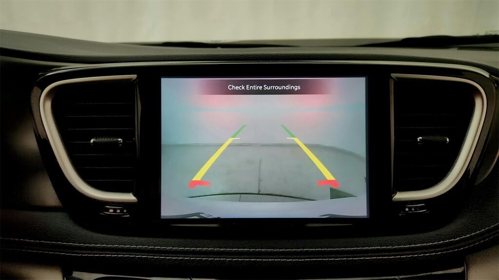 2022 Chrysler Pacifica Touring L Laurel MD