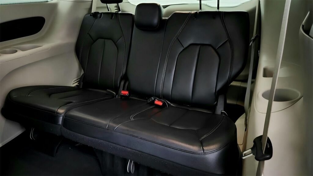 2022 Chrysler Pacifica Touring L Laurel MD