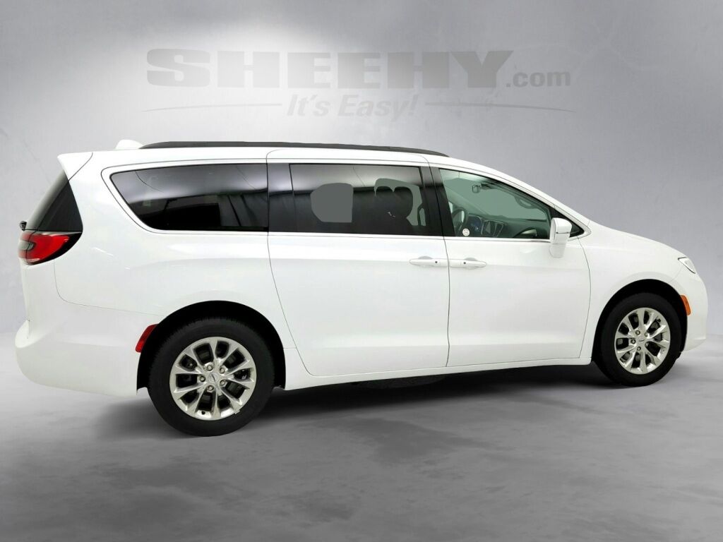 2022 Chrysler Pacifica Touring L Laurel MD