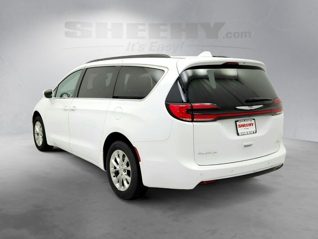 2022 Chrysler Pacifica Touring L Laurel MD