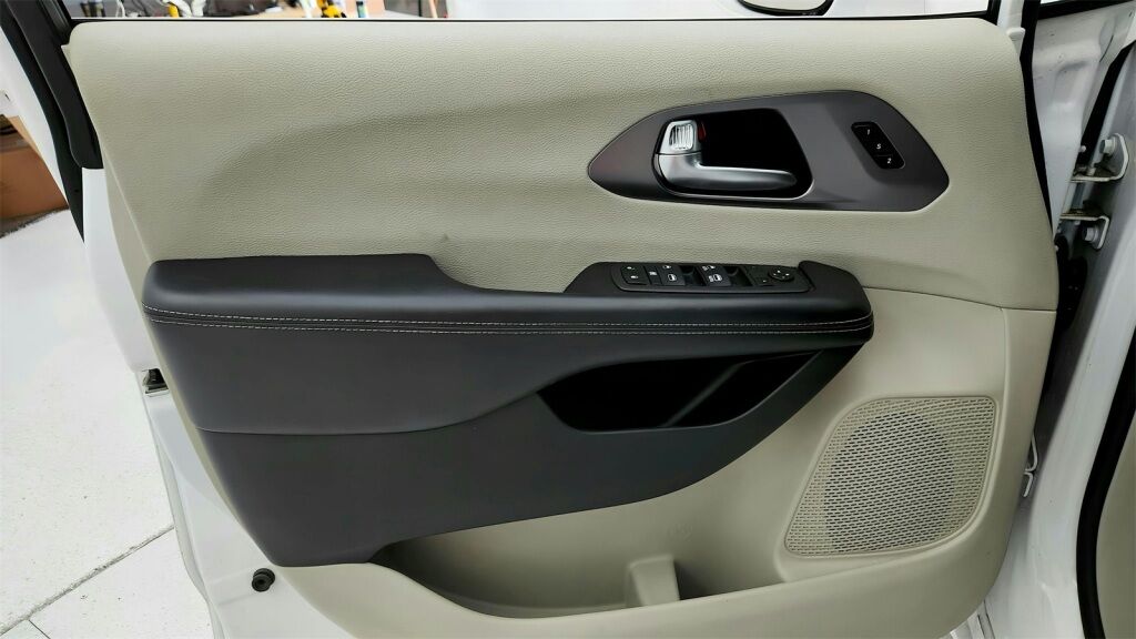2022 Chrysler Pacifica Touring L Laurel MD