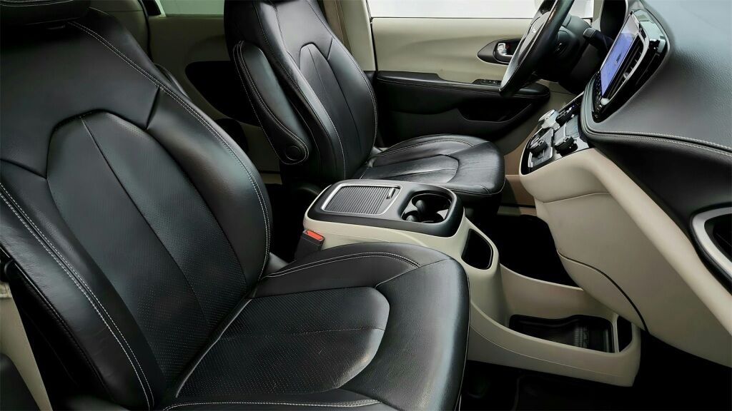 2022 Chrysler Pacifica Touring L Laurel MD