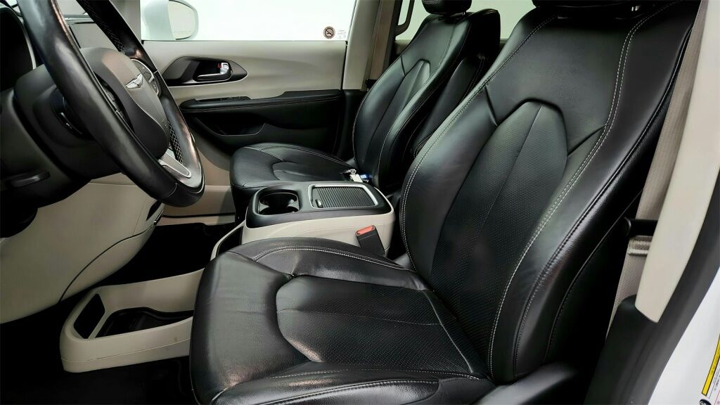 2022 Chrysler Pacifica Touring L Laurel MD
