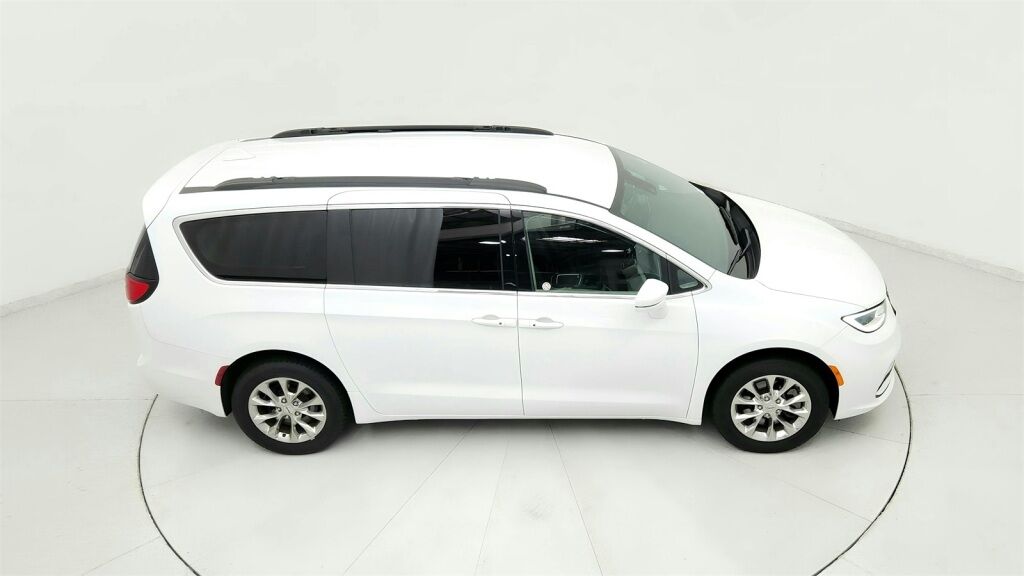 2022 Chrysler Pacifica Touring L Laurel MD