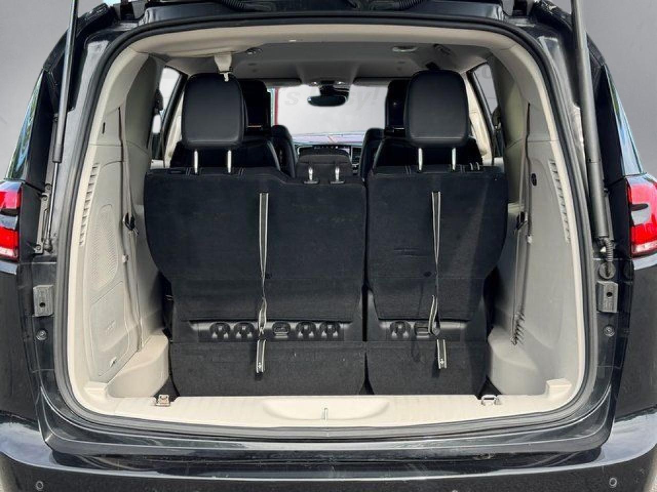 2022 Chrysler Pacifica Touring L Springfield VA