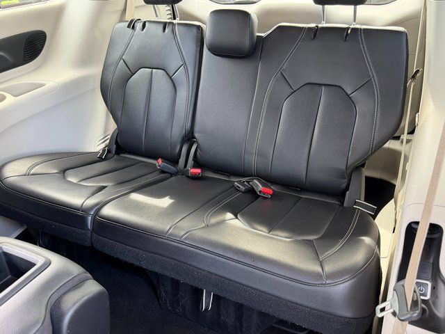 2022 Chrysler Pacifica Touring L Springfield VA