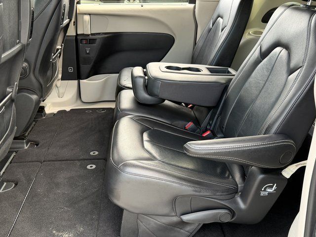 2022 Chrysler Pacifica Touring L Springfield VA
