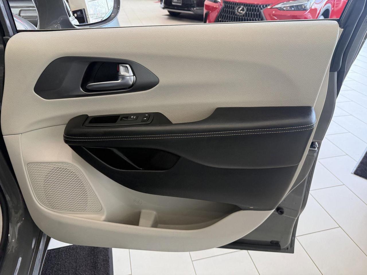 2022 Chrysler Pacifica Touring L Annapolis MD