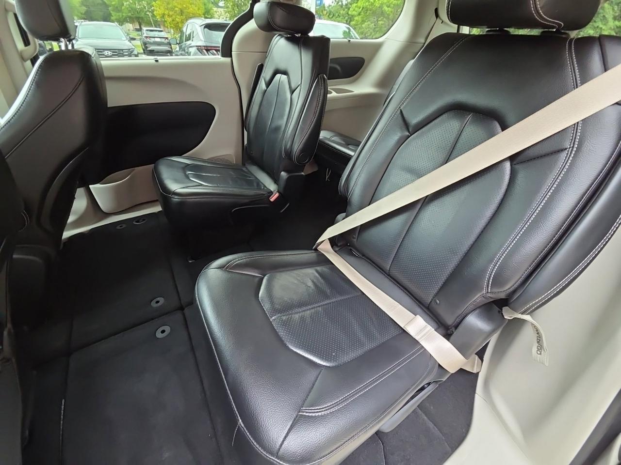 2022 Chrysler Pacifica Touring L Waldorf MD