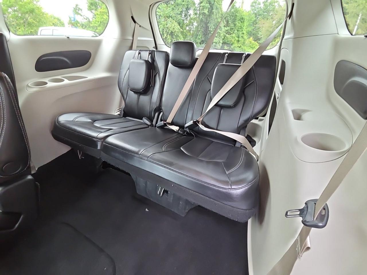 2022 Chrysler Pacifica Touring L Waldorf MD