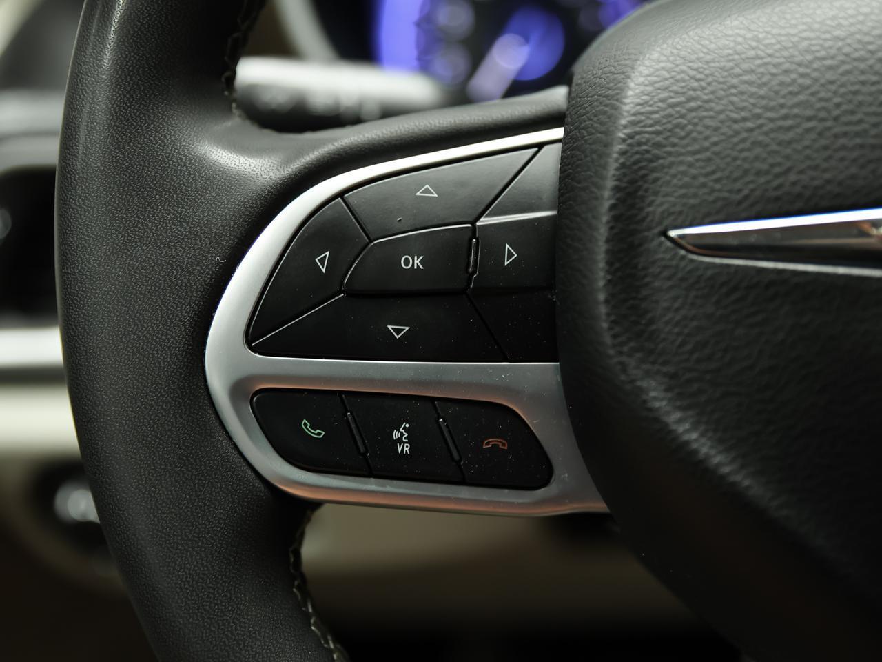 2022 Chrysler Voyager LX 7-Passenger Cranberry PA