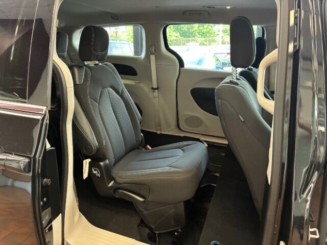 2022 Chrysler Voyager LX Charlotte NC