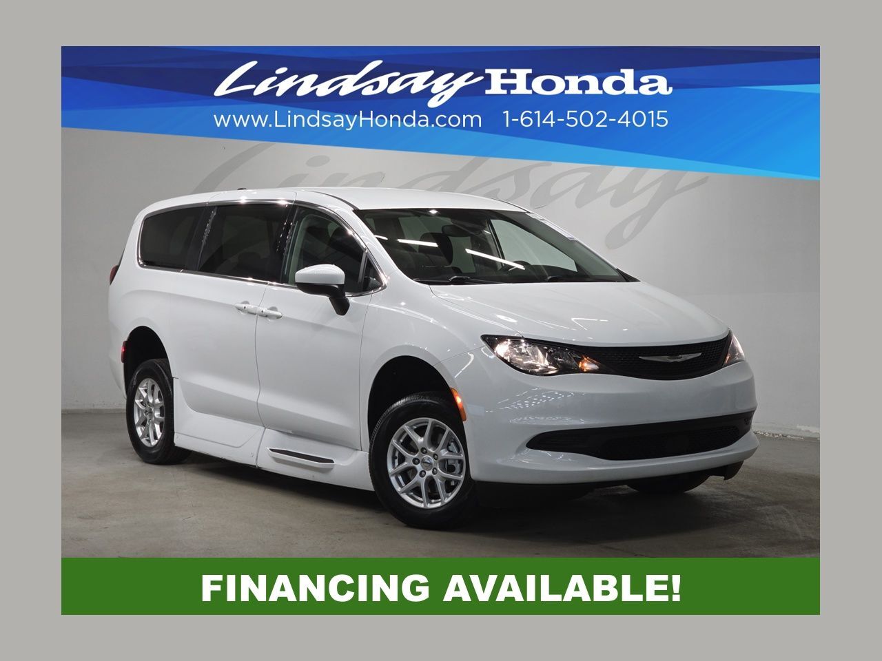 2022 Chrysler Voyager LX