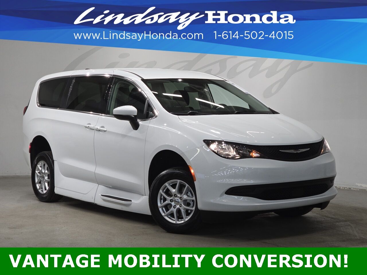 2022 Chrysler Voyager LX