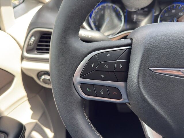 2022 Chrysler Voyager LX Crossville TN