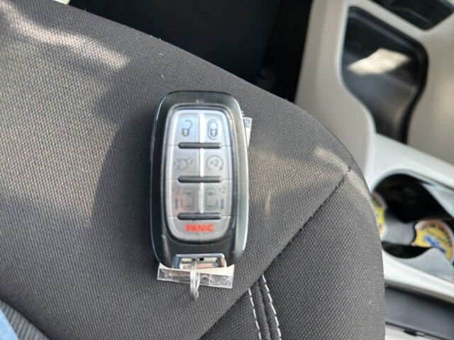 2022 Chrysler Voyager LX Crossville TN