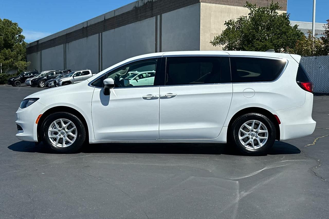 2022 Chrysler Voyager LX Roseville CA