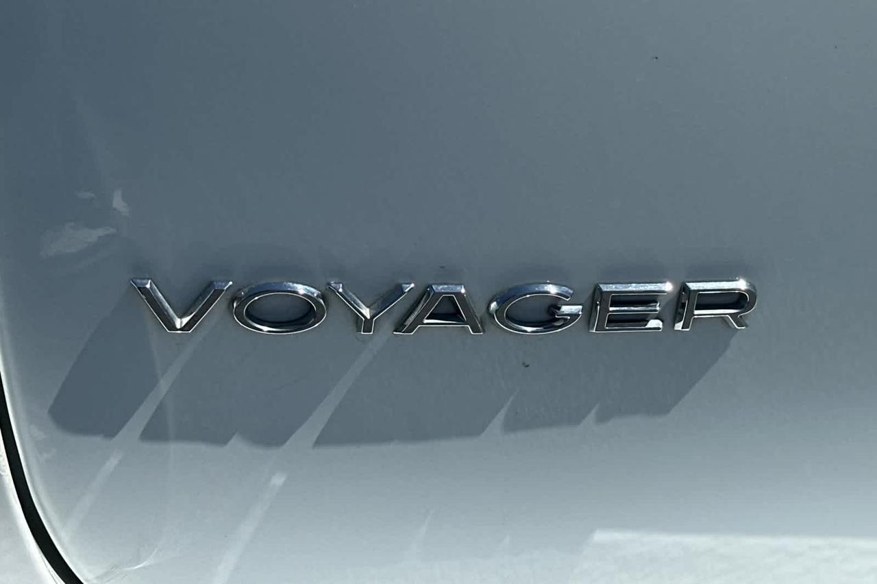 2022 Chrysler Voyager LX Roseville CA