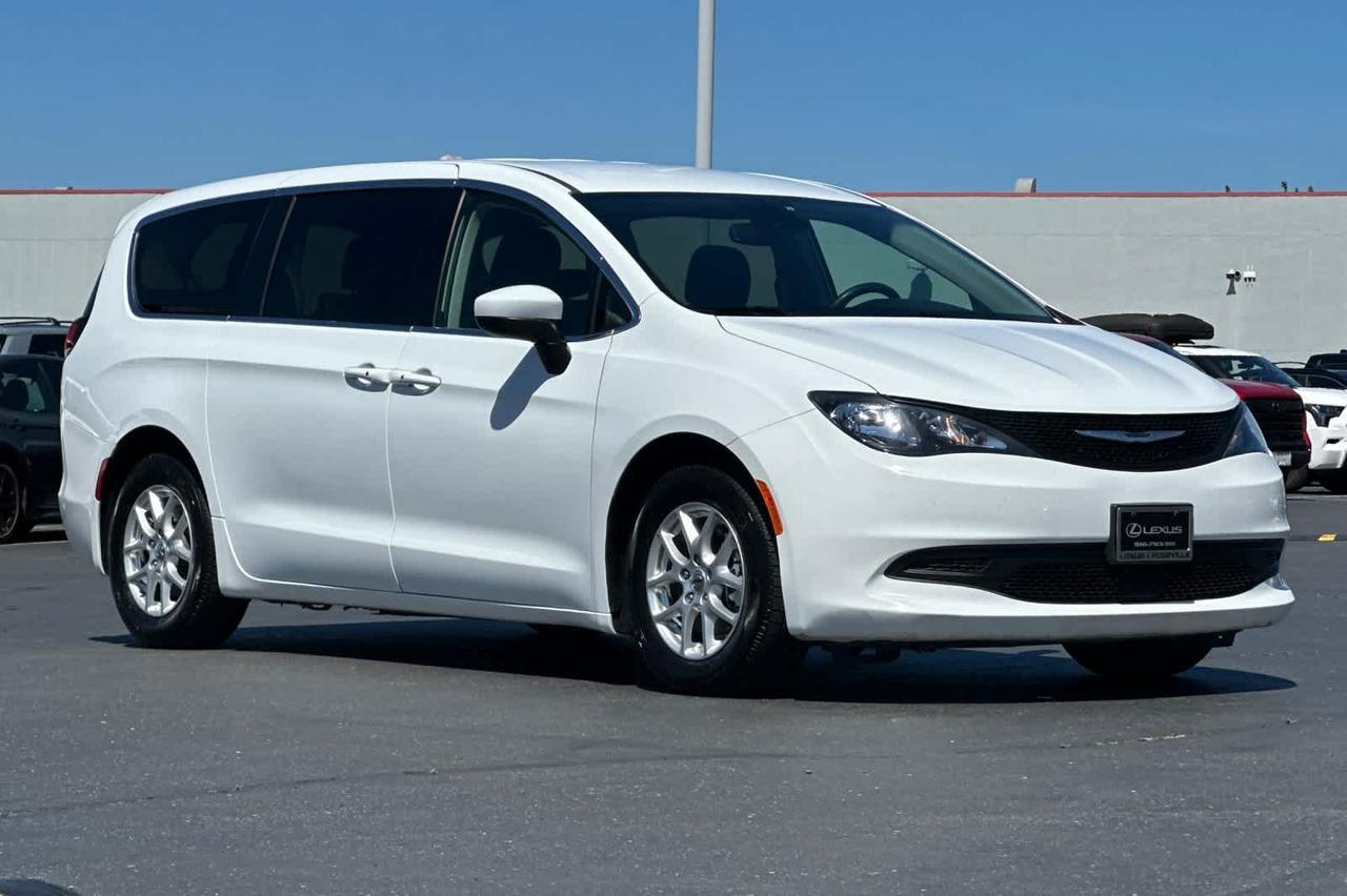 2022 Chrysler Voyager LX Roseville CA