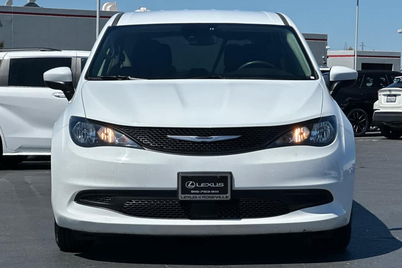 2022 Chrysler Voyager LX Roseville CA