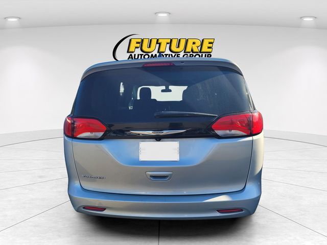 2022 Chrysler Voyager LX Roseville CA