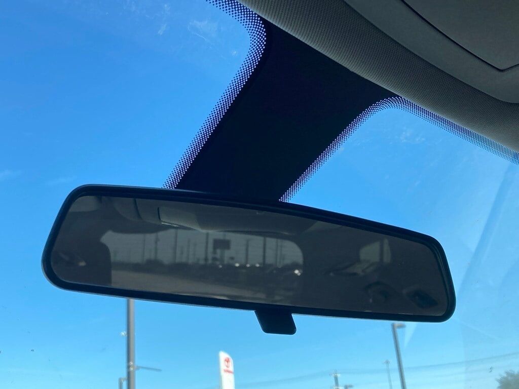 2022 Chrysler Voyager LX San Antonio TX