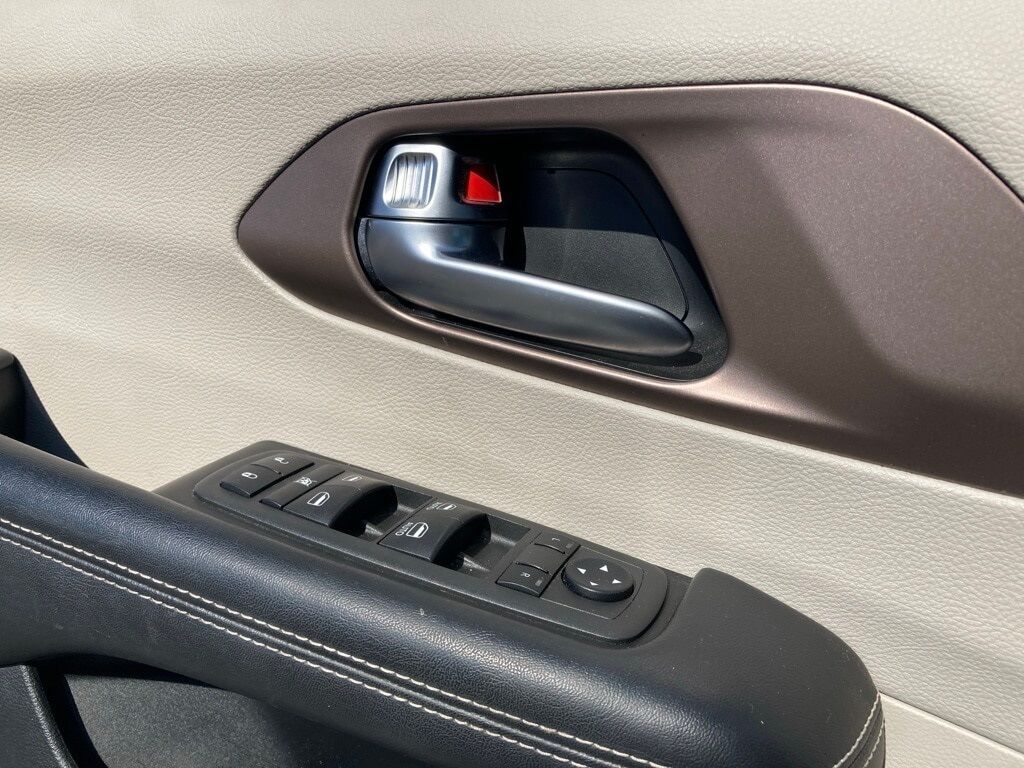 2022 Chrysler Voyager LX San Antonio TX