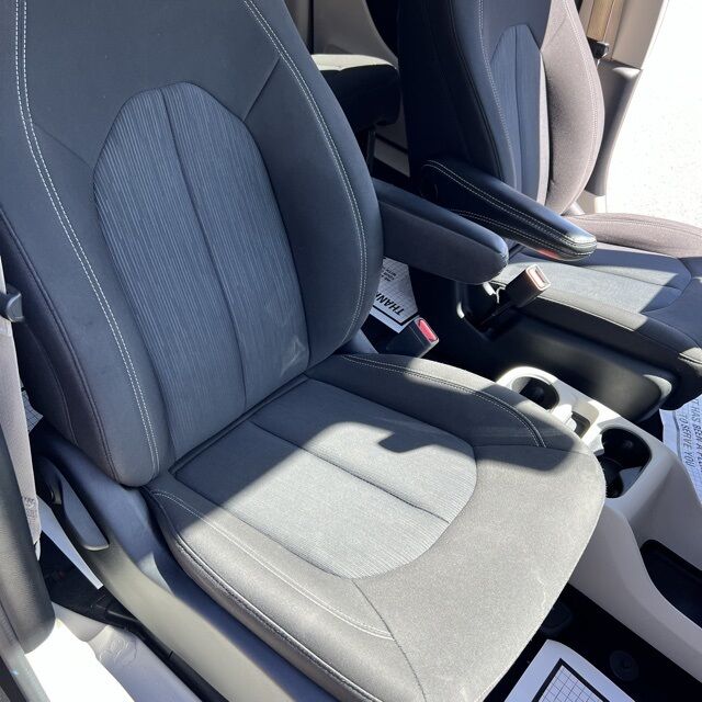 2022 Chrysler Voyager LX Herrin IL