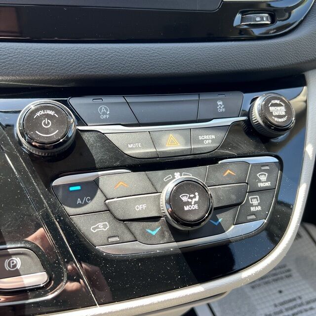 2022 Chrysler Voyager LX Herrin IL