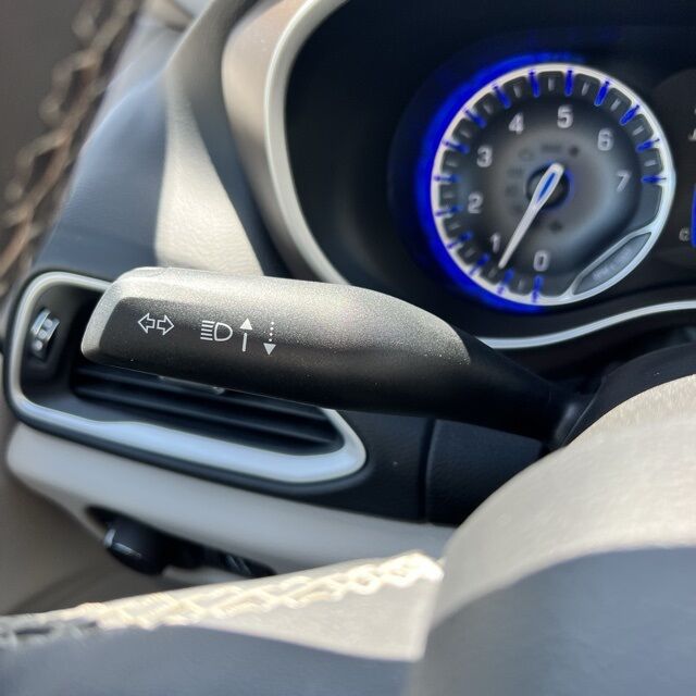 2022 Chrysler Voyager LX Herrin IL